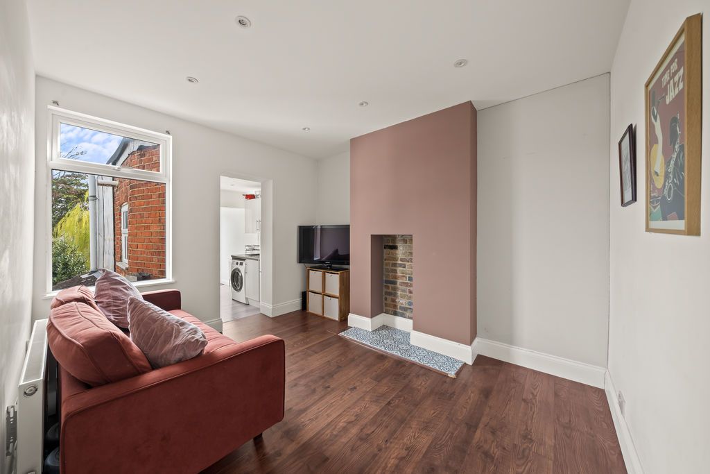 Property photo 2 of 12 Photo 5