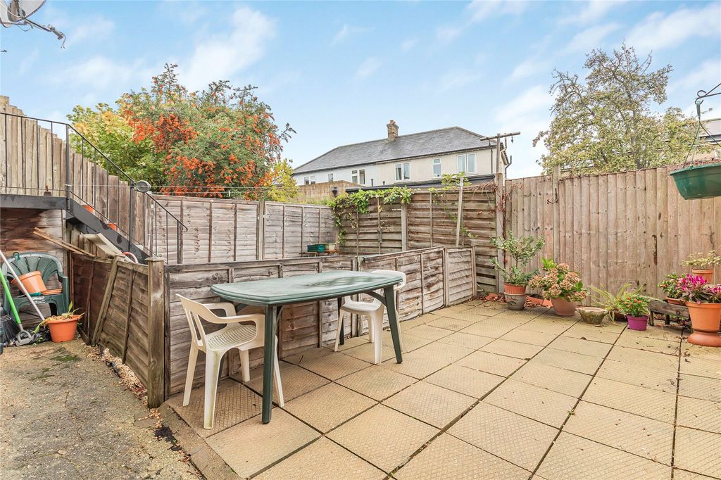 Property photo 2 of 12 Picture No. 02