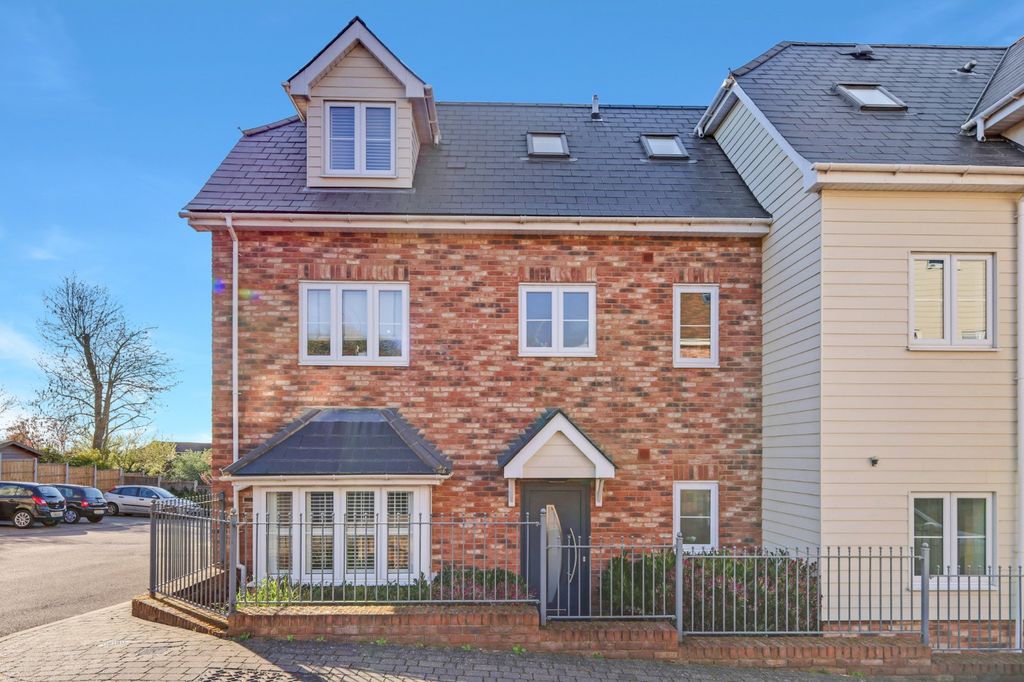 Property photo 1 of 14 4982033