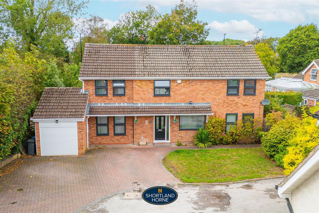 Property photo 1 of 41