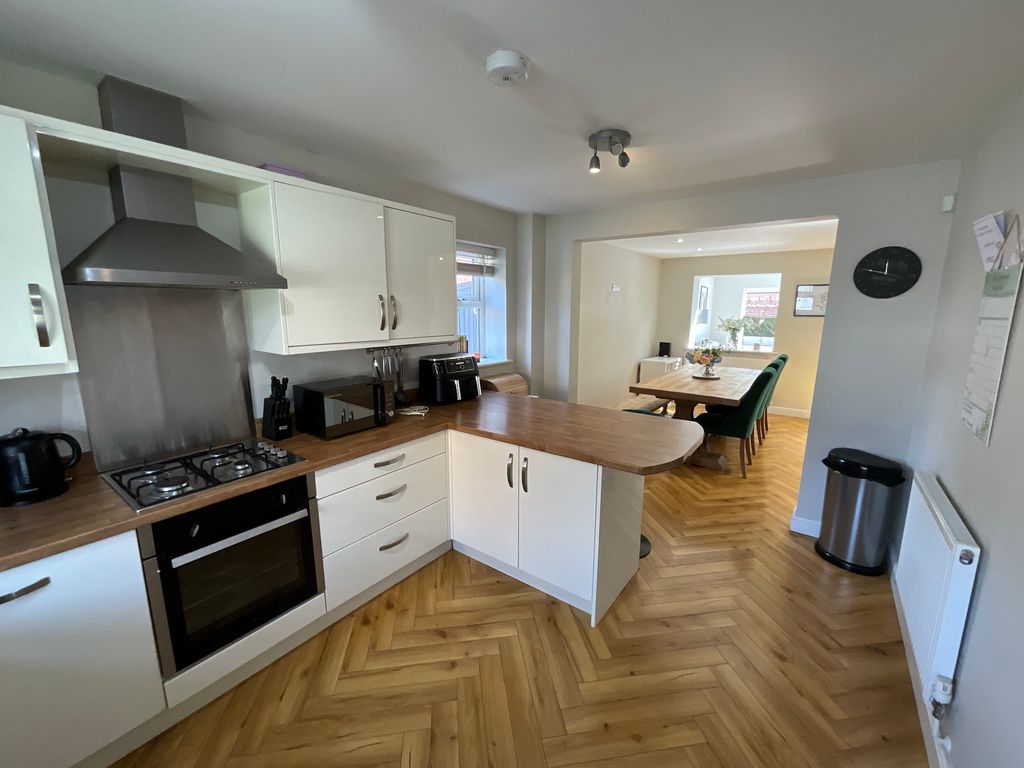 Property photo 2 of 20 Img_5501