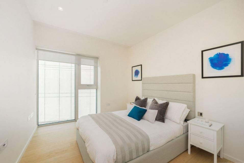 Property photo 2 of 10 Bedroom