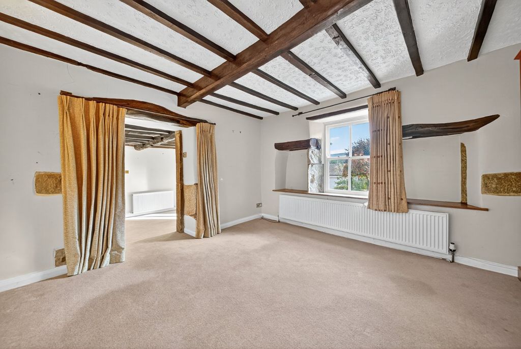 Property photo 3 of 24 Picture 3