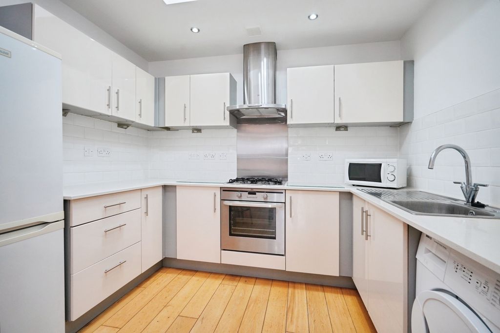 Property photo 2 of 14 Pbox-Img.Jpg