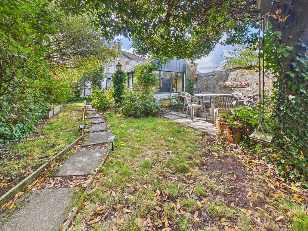 Property photo 1 of 19 Main Elevation