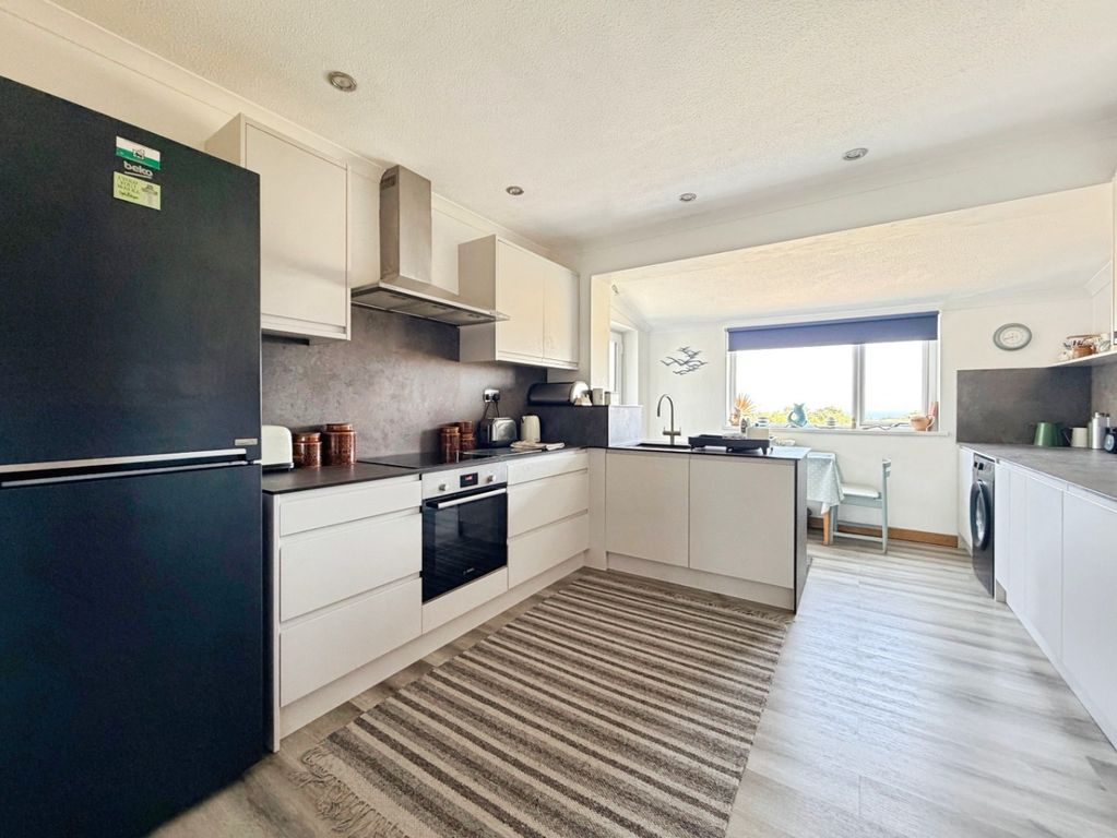 Property photo 2 of 24 5318824