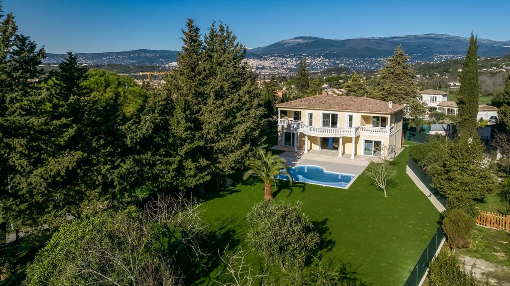 Property photo 1 of 18