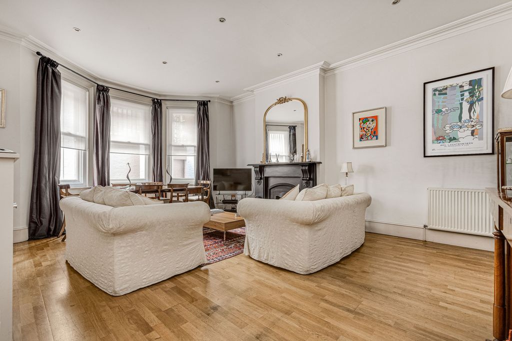 Property photo 2 of 13