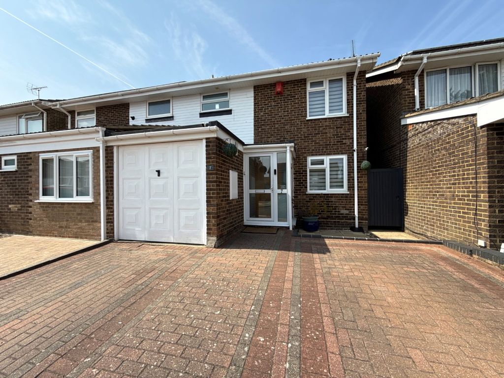 Property photo 1 of 13 4153692