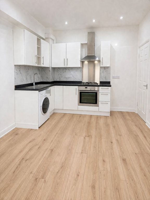 Property photo 2 of 8 Photo 1