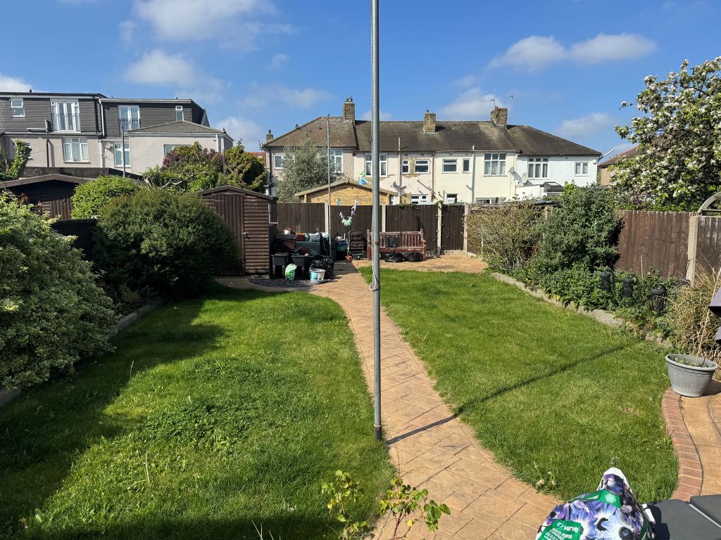 Property photo 2 of 3