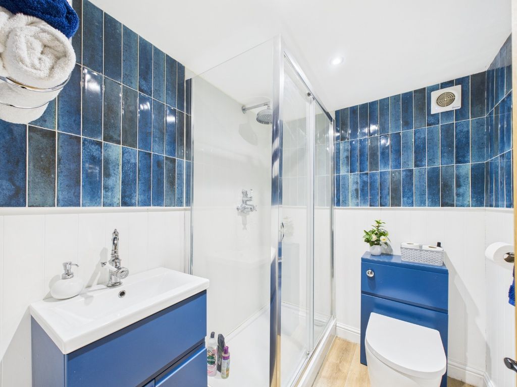 Property photo 3 of 25 4690209