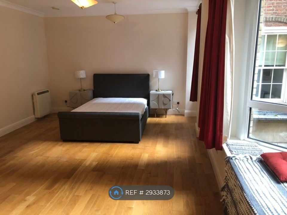 Property photo 1 of 12 Double Room