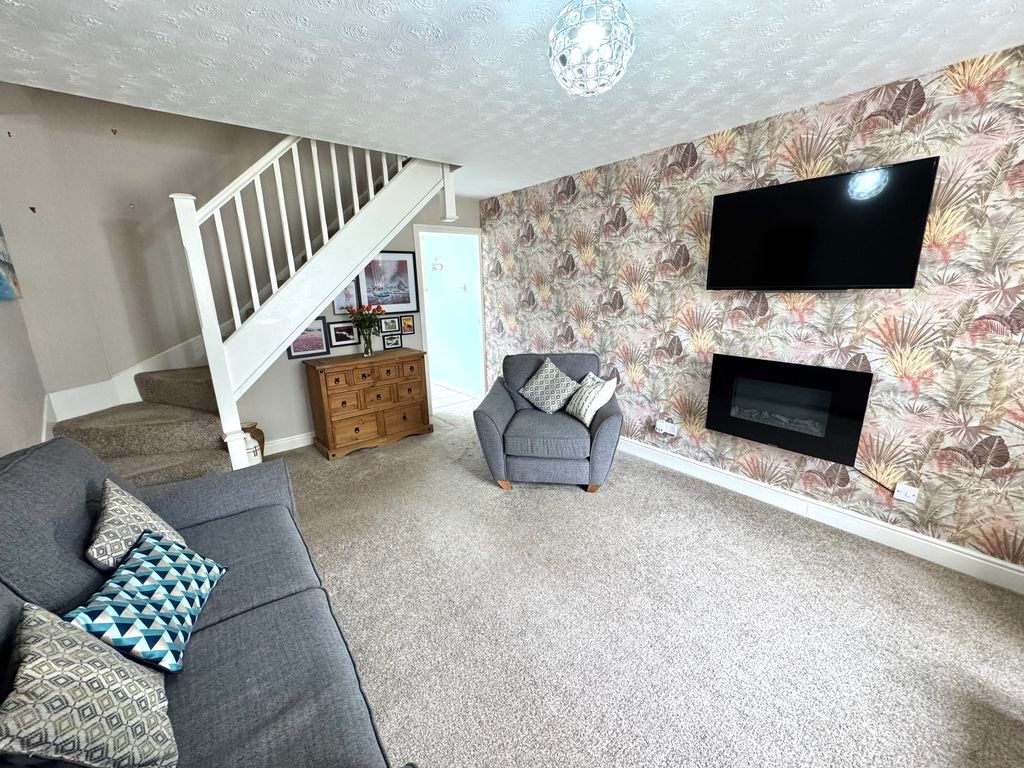 Property photo 2 of 10 Photo 9