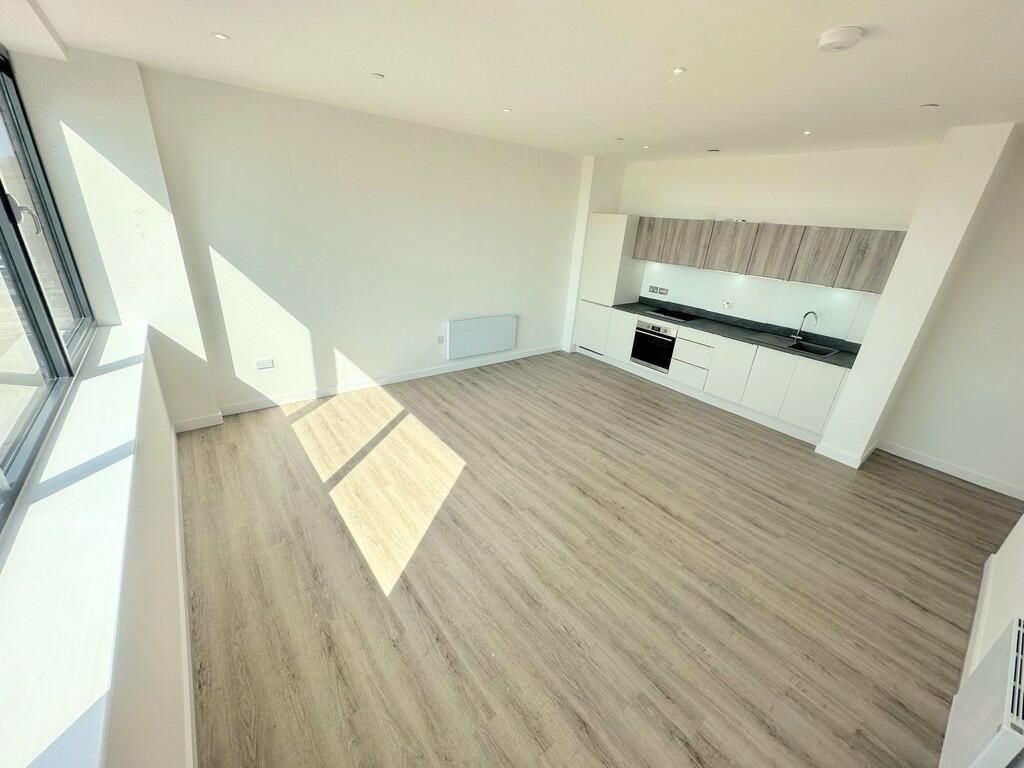 Property photo 2 of 8 64967_100830005954_Img_02_0000.Jpeg