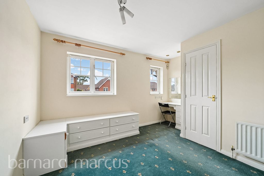 Property photo 3 of 8 Image