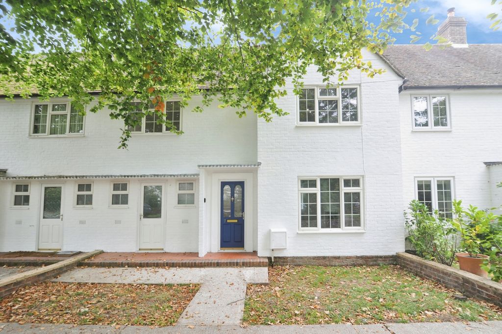 Property photo 1 of 19 Front