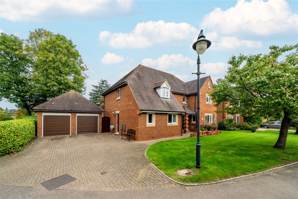 Property photo 1 of 20 Picture No. 05