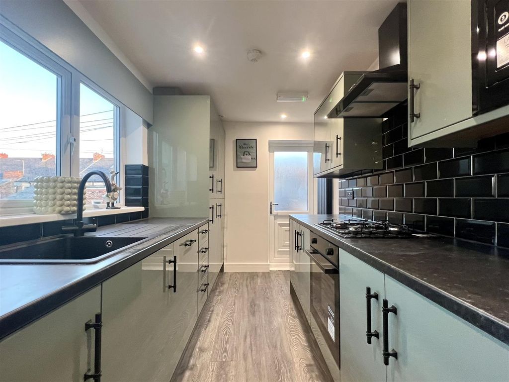 Property photo 3 of 8 Img_5615.Jpeg