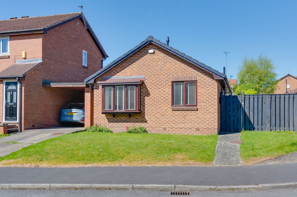Property photo 1 of 21