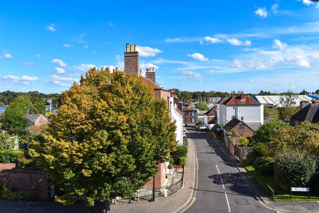 Property photo 3 of 11 3.Jpg