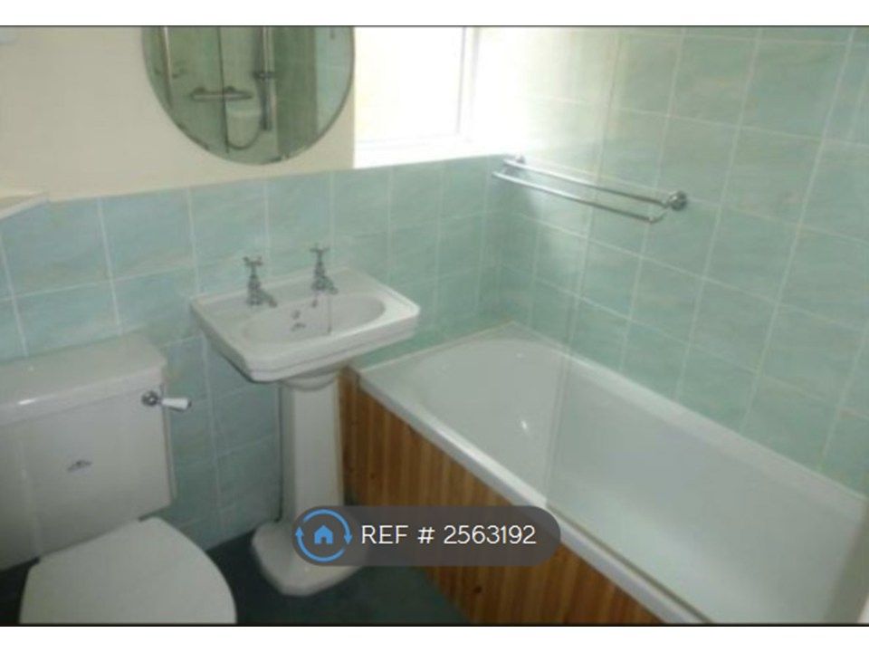 Property photo 3 of 3