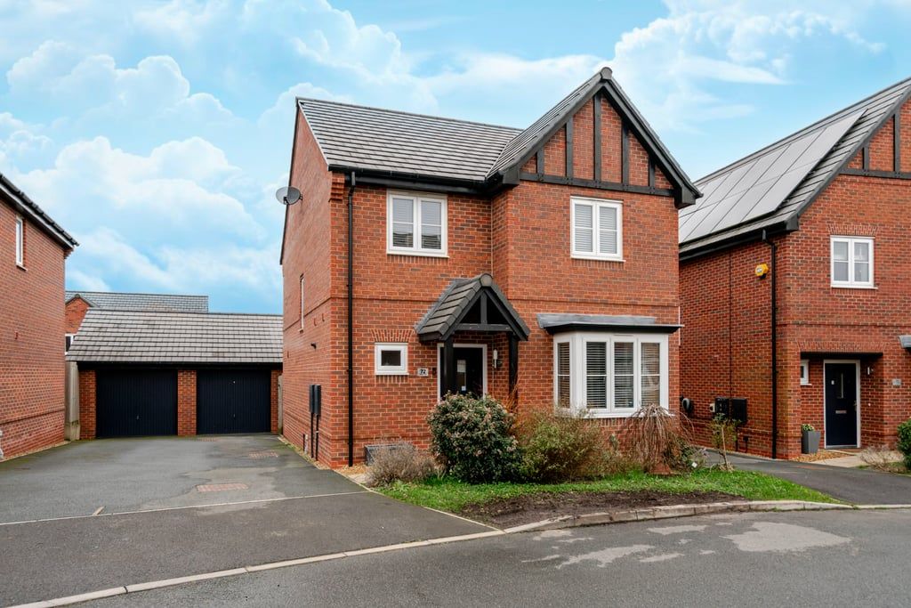 Property photo 1 of 31