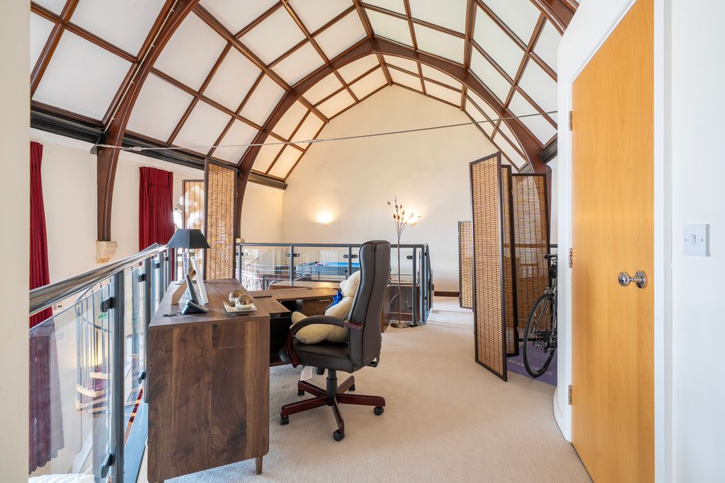 Additional image 12 of 2 bed flat for saleSt. Josephs Field, Taunton TA1