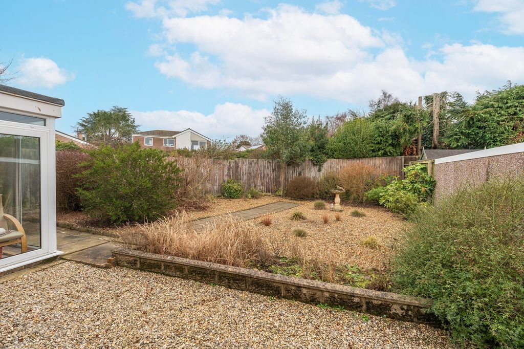 Property photo 2 of 19