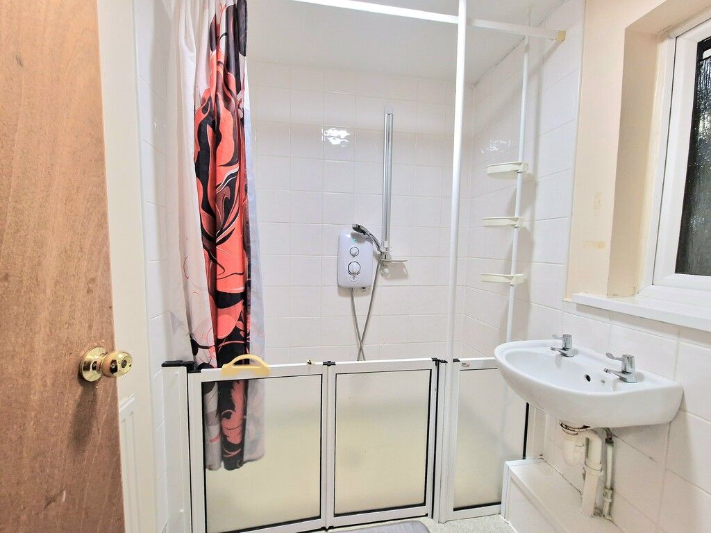 Property photo 3 of 11 20250404_204419.Jpg