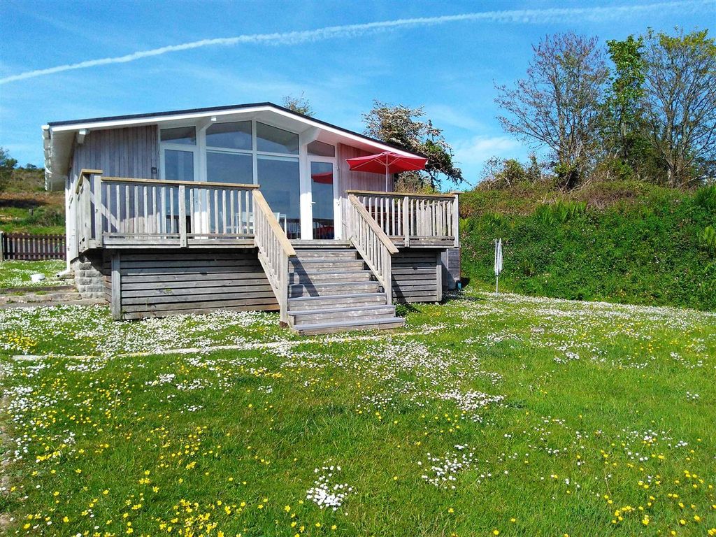 Property photo 1 of 31 Front View (2).Jpg