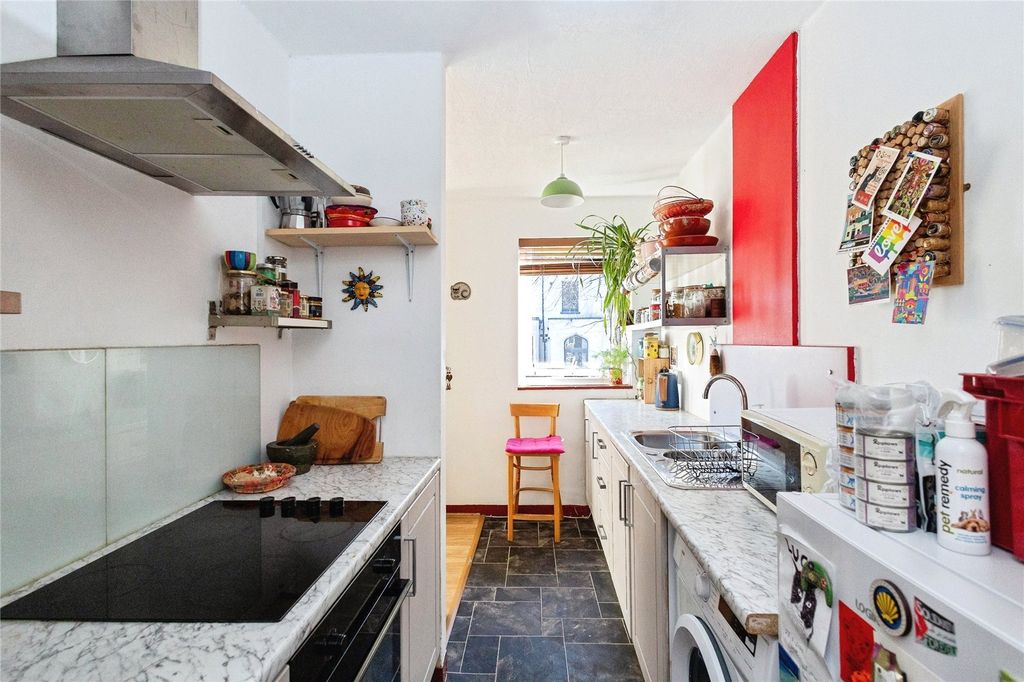 Property photo 3 of 17 Picture No. 19