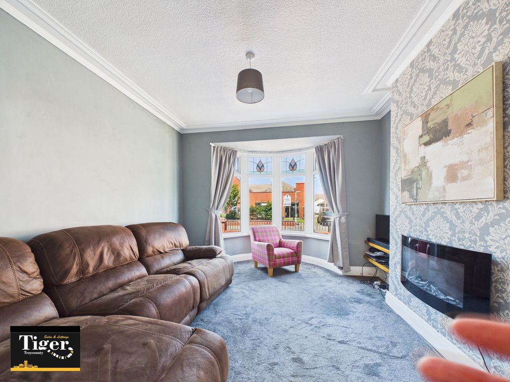 Property photo 3 of 22