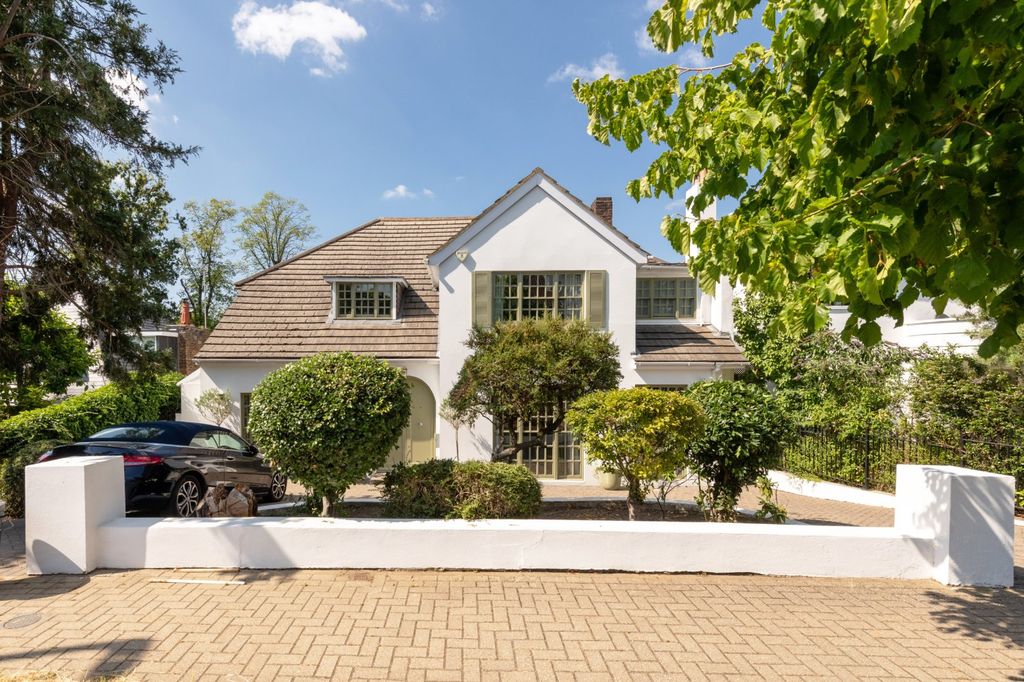 Property photo 1 of 17 Granard Avenue