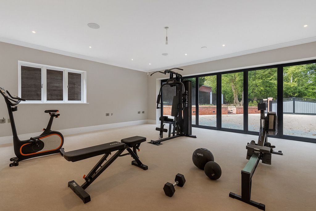 Property photo 2 of 44