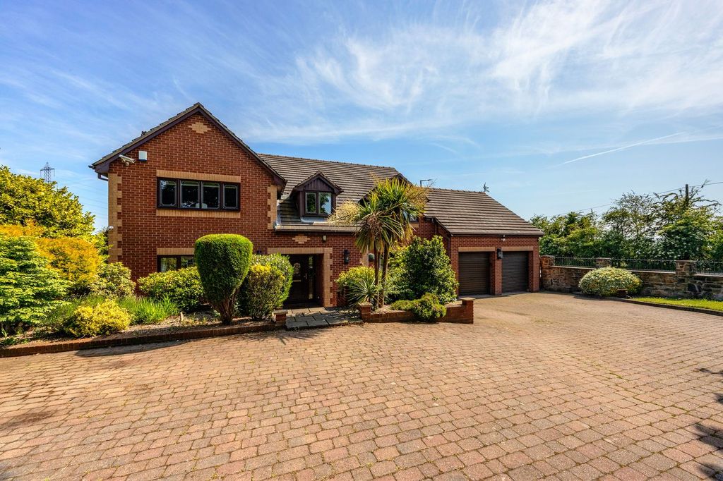 Property photo 1 of 47