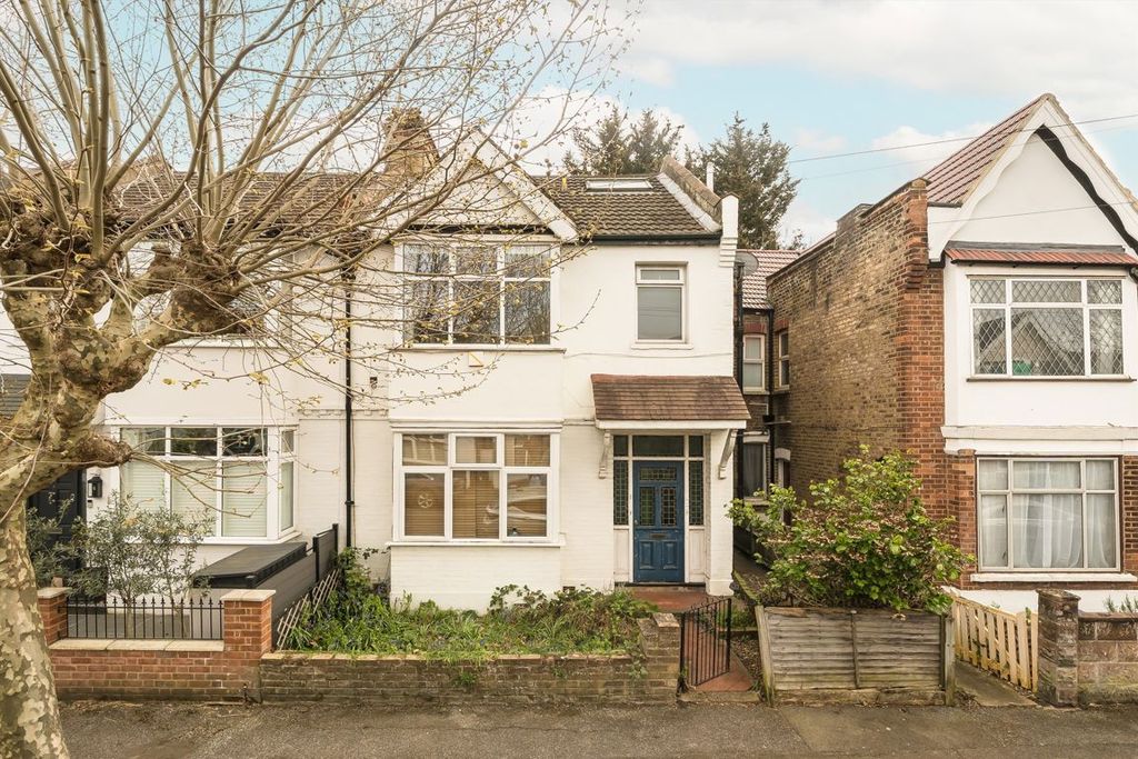 Property photo 1 of 7