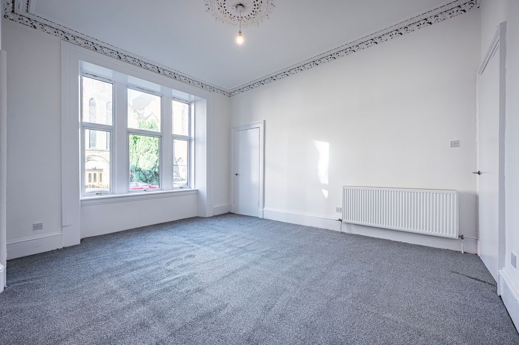 Property photo 3 of 27