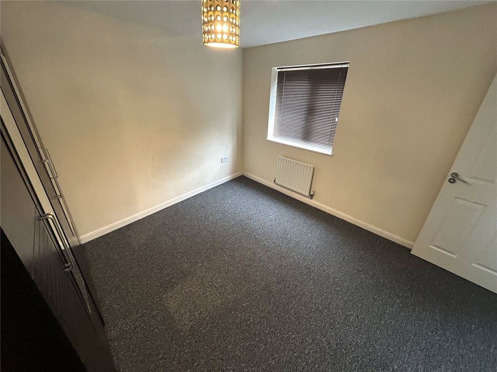 Property photo 3 of 10 Picture No. 02