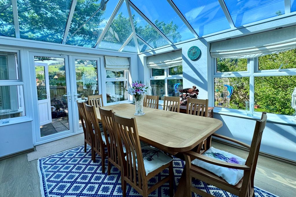 Additional image 9 of 5 bed detached house for saleMayflower Close, Glossop SK13