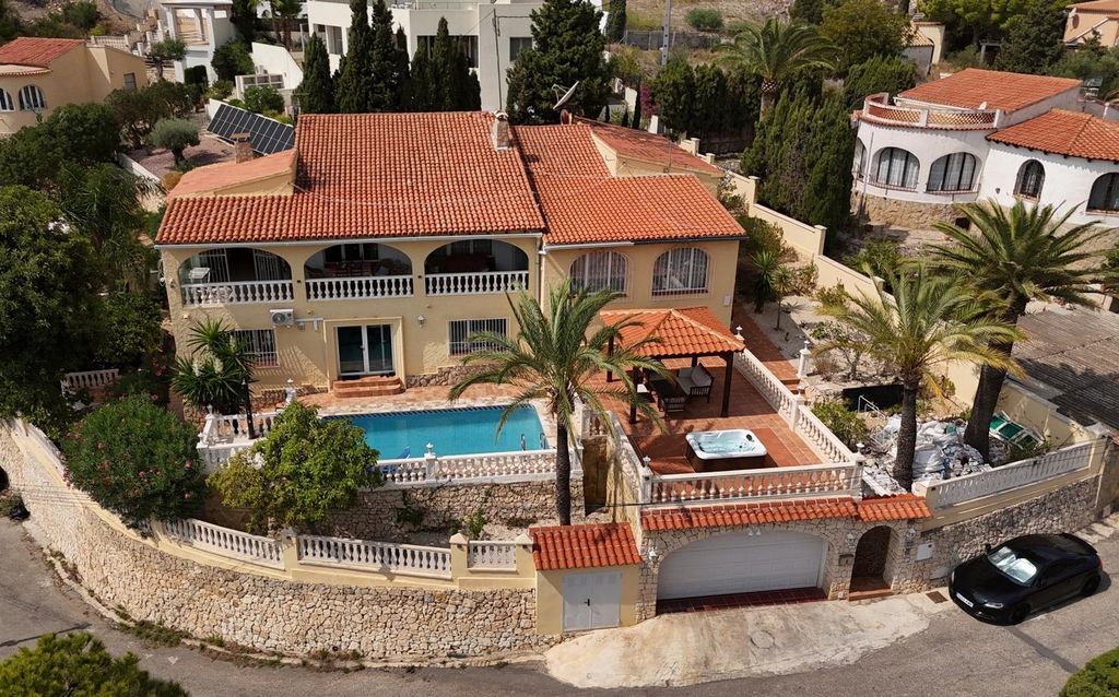 Property photo 1 of 23