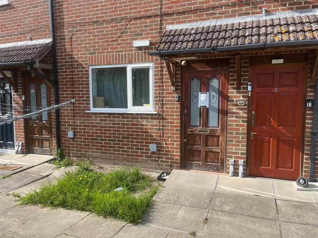 Property photo 1 of 1 Picture No. 02