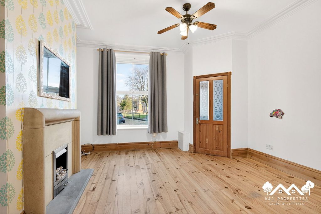 Property photo 3 of 26