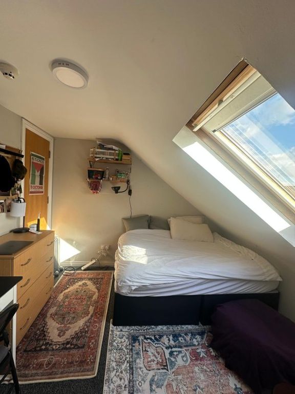 Property photo 3 of 16 9325363.Jpg