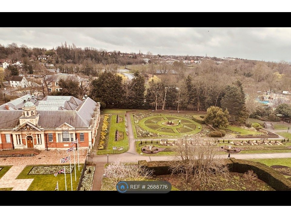 Property photo 2 of 8