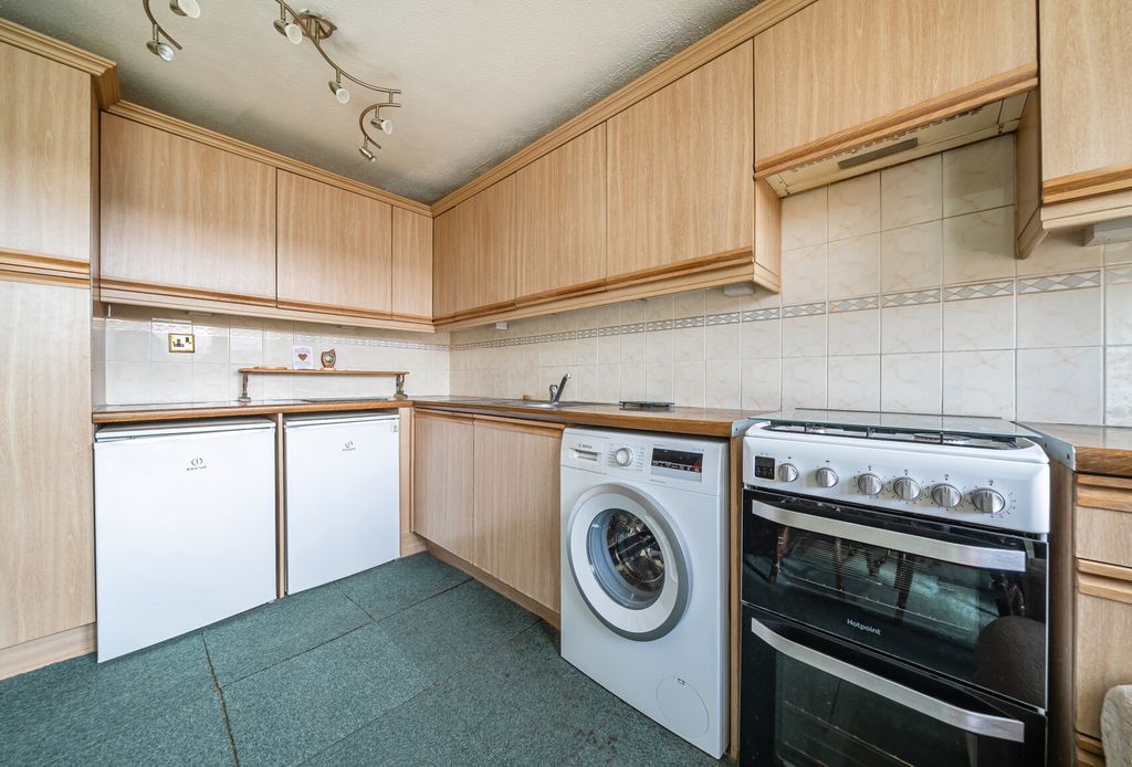 Property photo 2 of 20 1423083-3-69A830F...