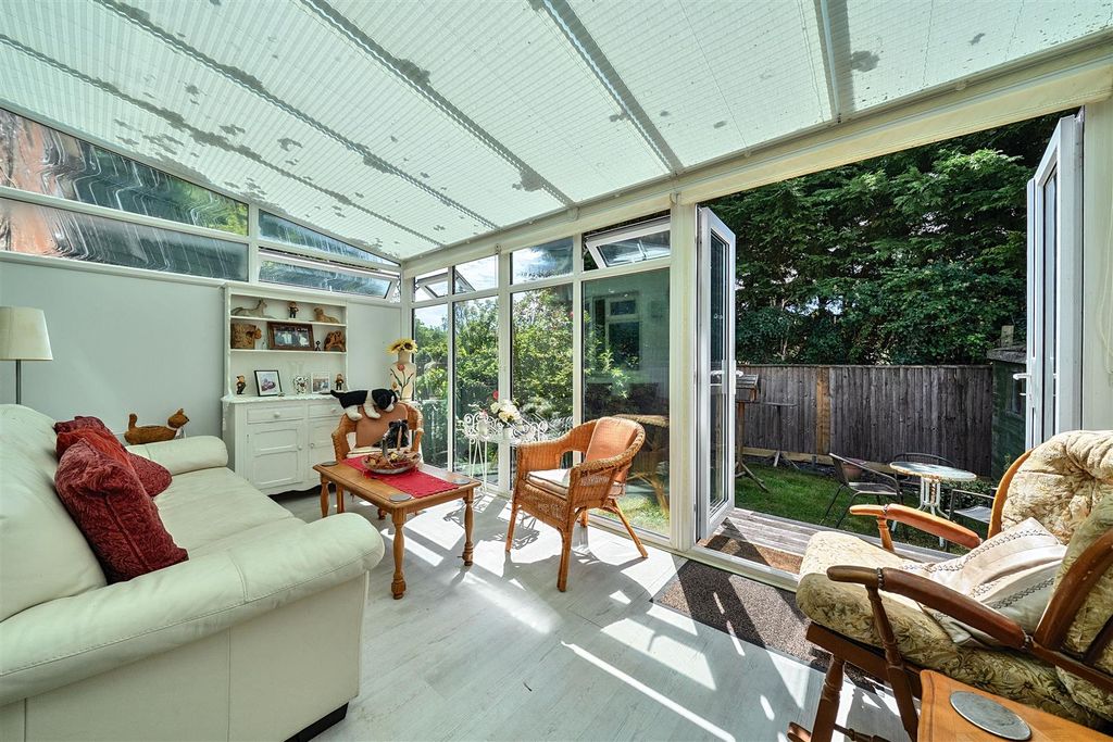 Property photo 3 of 16 1326044-5-6877916A63516.Jpg