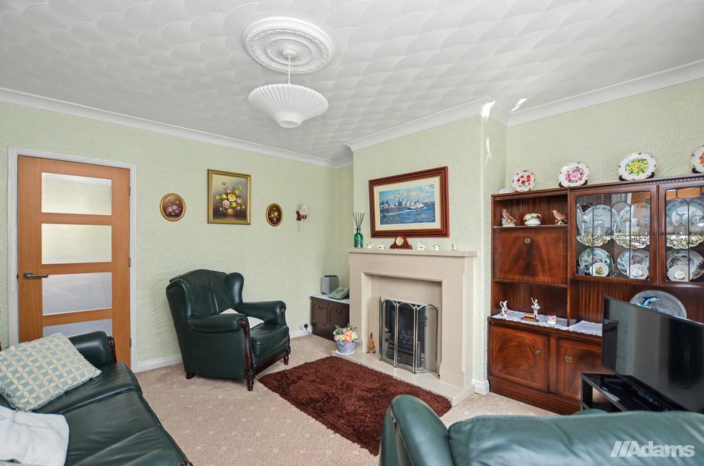 Property photo 3 of 27