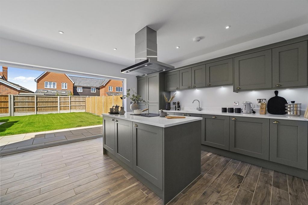 Property photo 2 of 18 Pt-Rose-Thevictoria-15.Jpg