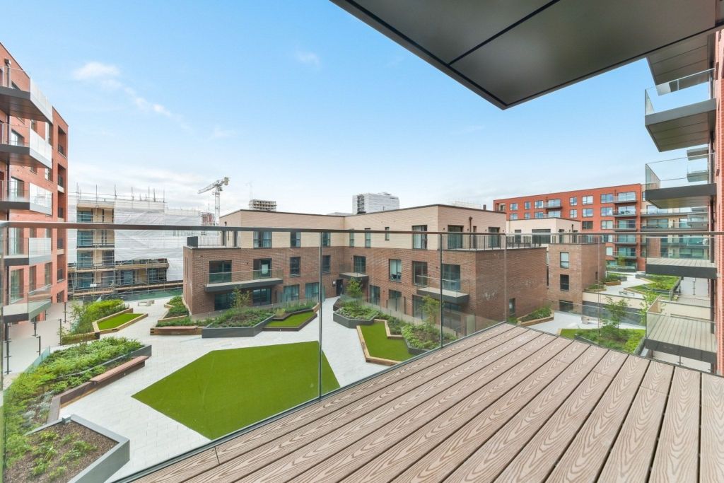 Property photo 1 of 3